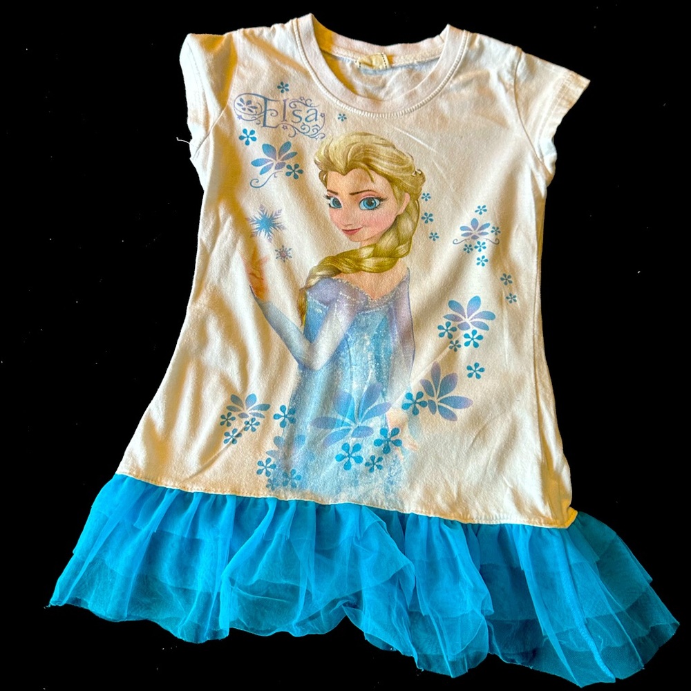 Frozen Elsa- size 5 shirt used